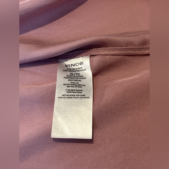 VINCE Relaxed Silk Blend Button Up Blouse, Interior Front Pocket, Lilac Stone XL - Picture 6 of 13